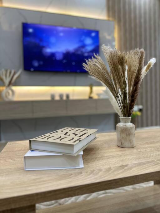 Luxury 1 Bedroom Amazing View Ajman