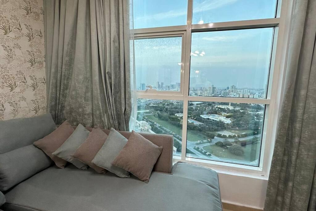 Luxury 1 Bedroom Amazing View Apartment